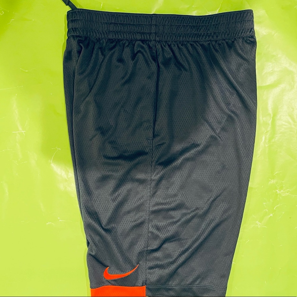 Nike Dri-Fit Trophy Training Short. 🏈 🏀